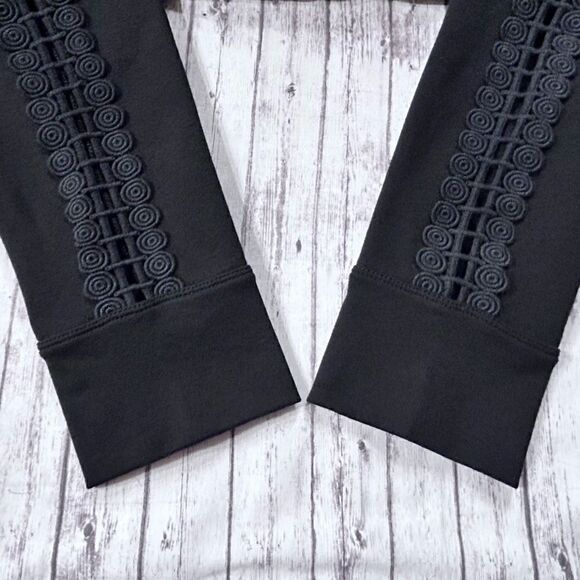 Lilly Pulitzer Skipper Solid Popover Dress - Picture 7 of 13